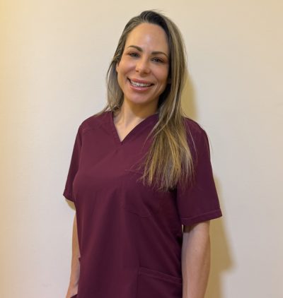 Dra-Raquel-Tavares-Endodoncista